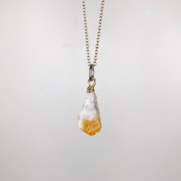 Vintage Jewelry - Vintage Gemstone Necklace
